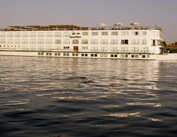 Nile cruise from Aswan to Luxor for 2 nights 3 days