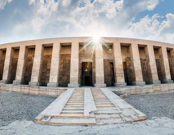 Day Tour from Luxor to Dendera and Abydos